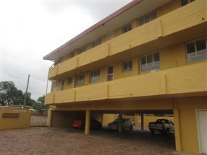 2 Bed Apartment in Riebeeckstad