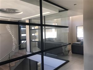 5 Bed Cluster in Houghton Estate