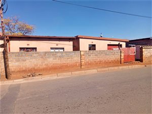 5 Bed House in Mofolo South