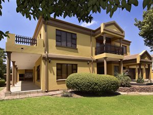 4 Bed Cluster in Kyalami