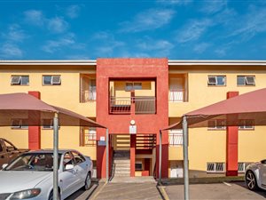 3 Bed Townhouse in Pinetown Central