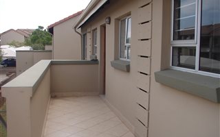 2 Bedroom Flat in Tijger Valley and surrounds