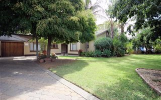 4 Bedroom House in Oudtshoorn