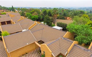 3 Bedroom Townhouse in Zwartkop