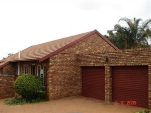 3 Bed Cluster in Rietvalleipark