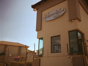 2 Bed Apartment in Glenvista