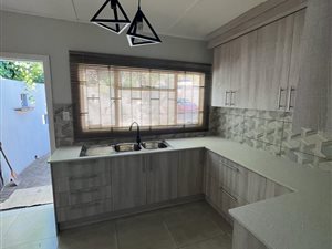 3 Bed House in Tileba