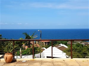 4 Bed House in Zinkwazi Beach