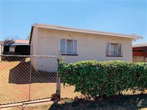 2 Bed House in Reefhaven