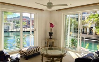 2 Bedroom Apartment in Waterfront