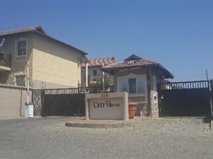 2 Bed Apartment in Johannesburg Central and CBD