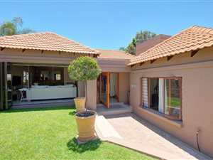 3 Bed House in Magaliessig
