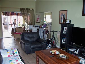 3 Bed House in Meirings Park
