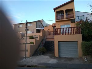 3 Bed House in Arena Park