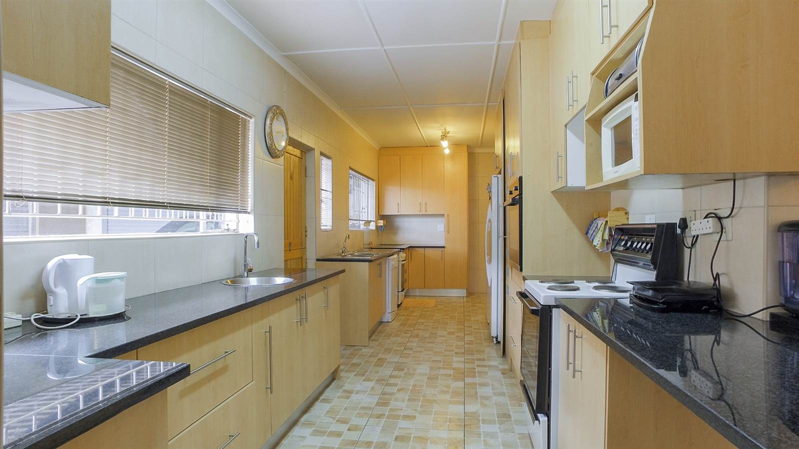 550 Credit Score Home Loan >> 4 Bed House for sale in Kempton Park Ext 4 | T2186874 ... 550 Credit Score Home Loan >> 4 Bed House for sale in Kempton Park Ext 4 | T2186874 ...