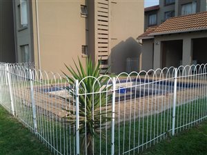 3 Bed Townhouse in Kleinfontein