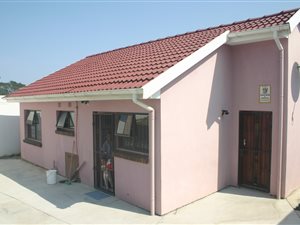 3 Bed House in Amalinda