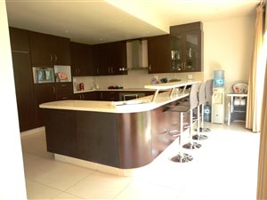3 Bedroom Apartment in Oaklands
