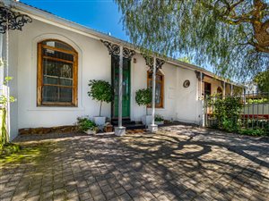 2 Bed House in Harfield Village