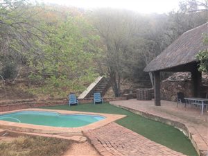 8.5 ha Farm in Broederstroom