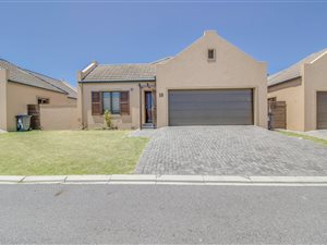 3 Bed House in Eikenbosch