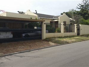 3 Bedroom House in Edgemead