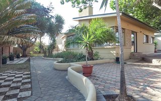 4 Bedroom House in Hartenbos
