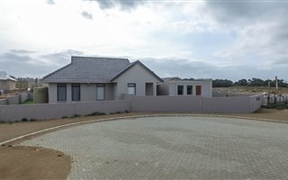 3 Bedroom House in Kidds Beach