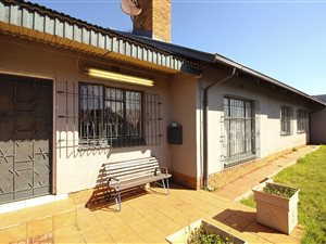 3 Bed House in Noycedale