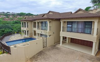 3 Bedroom Duplex in La Lucia