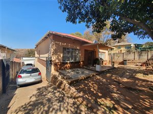3 Bed House in Bezuidenhout Valley