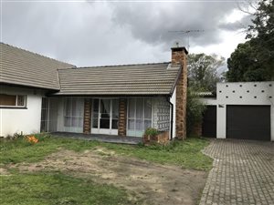 5 Bed House in Worcester West