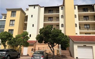 1 Bedroom Apartment in Century City