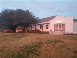 3792 ha Farm in Uniondale