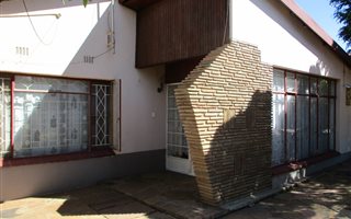 4 Bedroom House in Rustenburg North