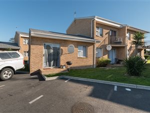 2 Bed Apartment in Oakglen