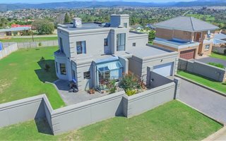 3 Bedroom House in Strelitzia Park