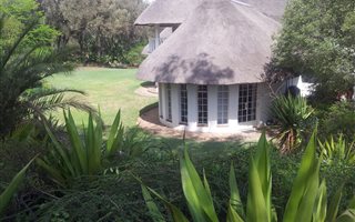 2 Bedroom Garden Cottage in Carlswald Estate