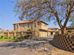 3 Bed Townhouse in Montana Tuine