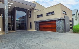 4 Bedroom House in Serengeti