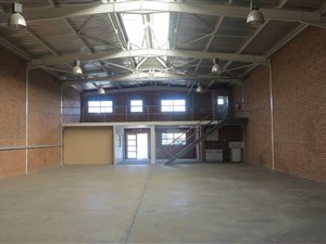 415 m² Industrial space in Lydiana
