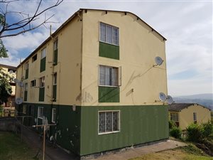 2 Bed Apartment in Newlands East
