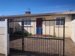 2 Bed House in Bonteheuwel