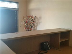 400 m² Commercial space in Dal Josafat