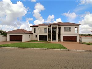 6 Bed House in Shellyvale