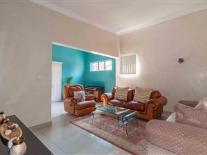 4 Bed House in Kelvin