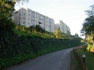 3 Bed Flat in Chasedene