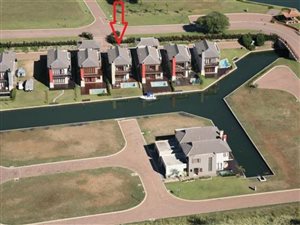3 Bed House in The Islands Estate