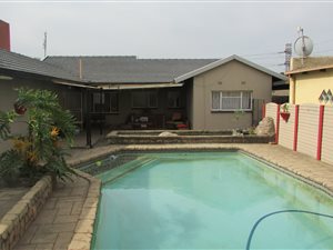 3 Bed House in Roseacre