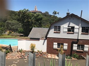 8 Bed House in Manor Gardens